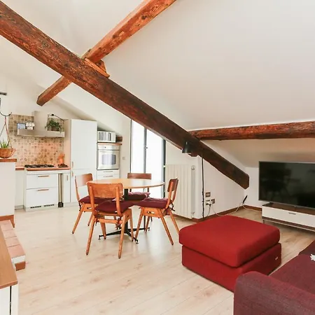 The Best Rent - Cozy Attic With View Apartment